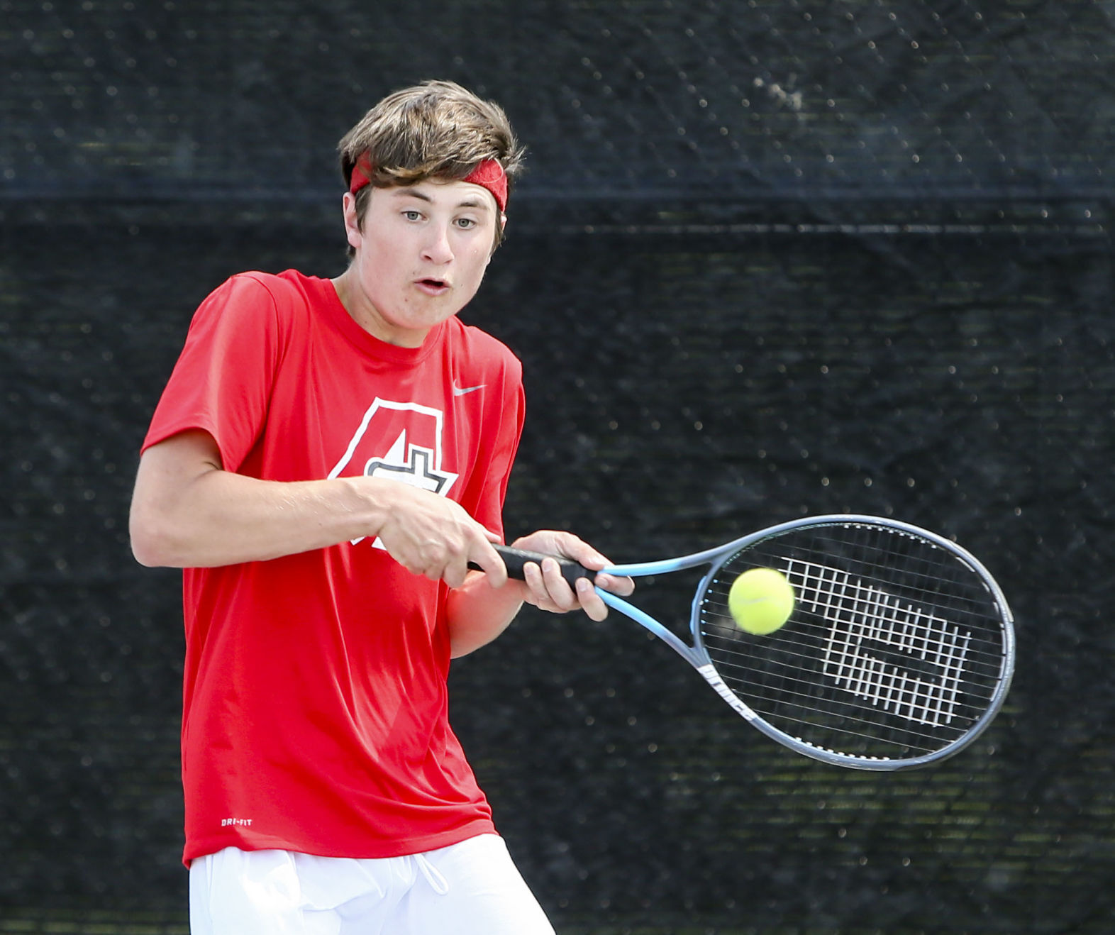 050721-qc-spt-mac boys-tennis-14.JPG